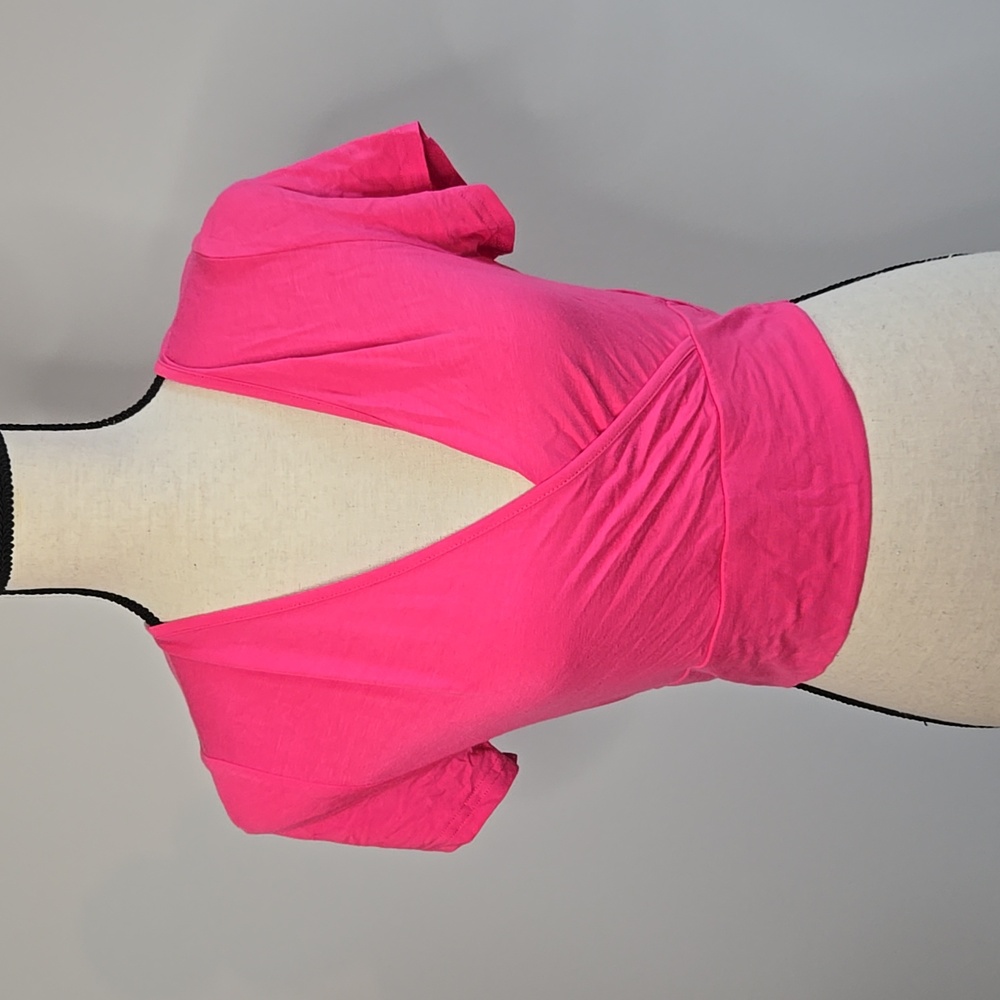 🍉 NWT Hotouch Pink Crop Top Medium